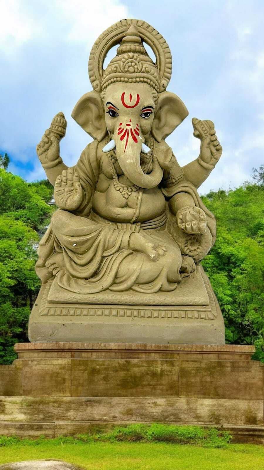 Suninow Eco Friendly Clay Ganesh Idol for Ganesh Chaturthi – 8.3 Inch