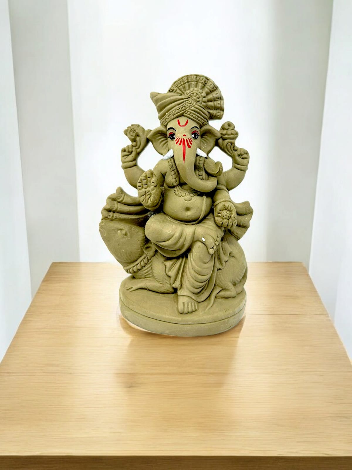 Suninow 100 % Eco Friendly Clay Ganesha Idol for Ganesh Chaturthi